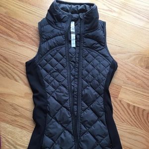 Lululemon Black Light Puff Vest